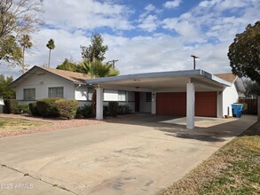 6111 N 22nd Dr in Phoenix, AZ - Building Photo - Building Photo