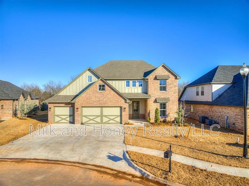 4308 Luke Ln in Edmond, OK - Building Photo