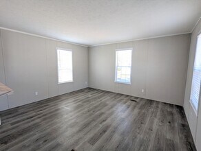 50 E Arizona in Belleville, MI - Building Photo - Building Photo