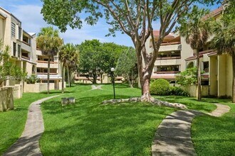 8860 SW 123rd Ct in Miami, FL - Building Photo - Building Photo