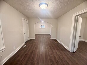 1226 Shakespeare Ave in Kalamazoo, MI - Building Photo - Building Photo