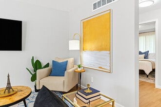 18530 E 14 Mile Rd, Unit SI ID1032330P in Fraser, MI - Foto de edificio - Building Photo