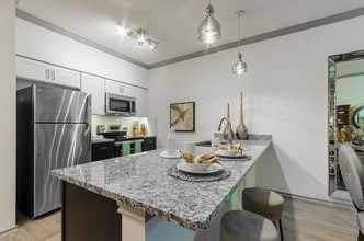 Haven at Lewisville Lake 55+ in Lewisville, TX - Foto de edificio - Building Photo