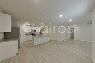 381 Monarch Ln in Pensacola, FL - Building Photo - Building Photo