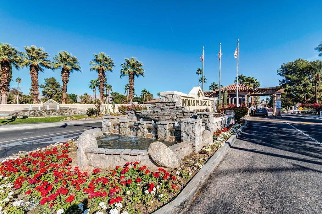 82320 Lancaster Way in Indio, CA - Building Photo