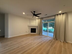 8412 S Holland Ct in Littleton, CO - Building Photo - Building Photo