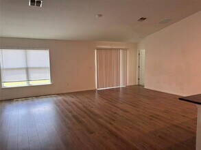 15 Lamoyne Ln in Palm Coast, FL - Building Photo - Building Photo