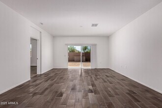 5031 E Umber Rd in San Tan Valley, AZ - Building Photo - Building Photo