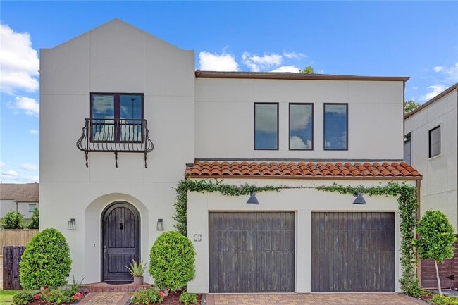 property at 1715 Maravilla Dr
