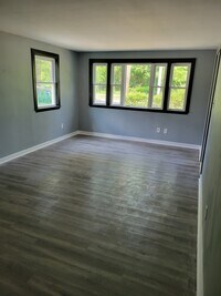 13910 S Chippewa Ave photo'