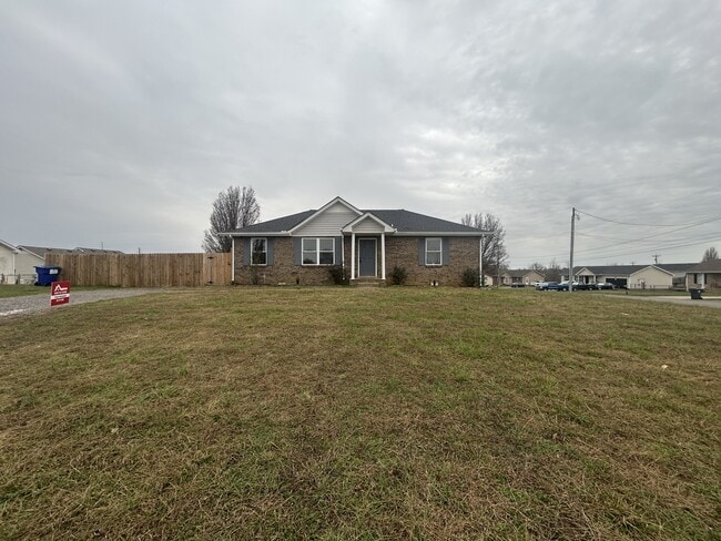 1302 Sharptail Trail in Clarksville, TN - Building Photo - Building Photo