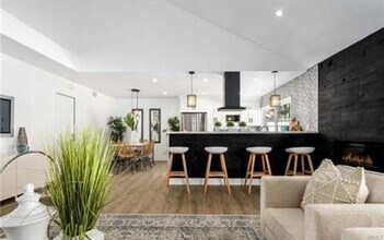 24262 Castilla Ln in Mission Viejo, CA - Building Photo - Building Photo