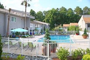 Topaz Grove Apartments