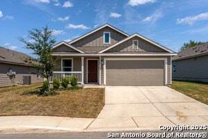 5631 Mount Helen Dr in San Antonio, TX - Building Photo