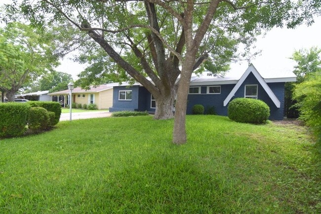 property at 7513 Carriage Dr