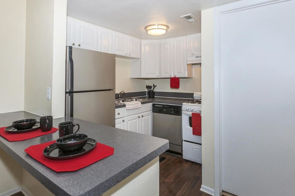 The Landings at Timberleaf Apartments Orlando, FL Apartments For Rent