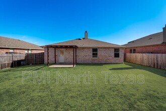 2641 Salt Maker Way in Little Elm, TX - Building Photo - Building Photo