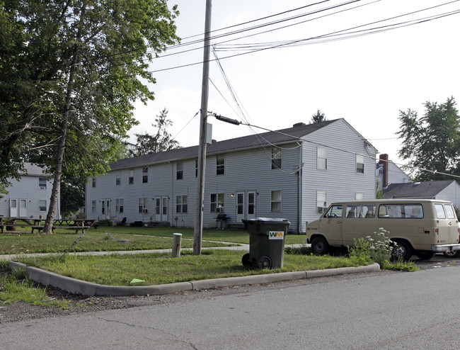 9561 Community Rd in Windham, OH - Building Photo - Building Photo