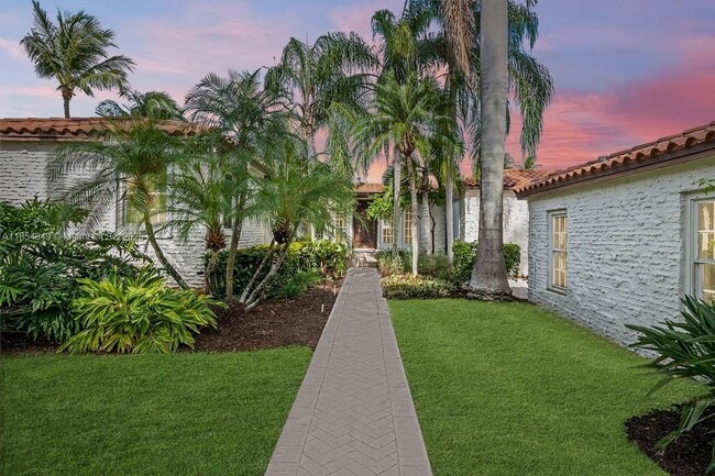 property at 609 Isle of Palms Dr