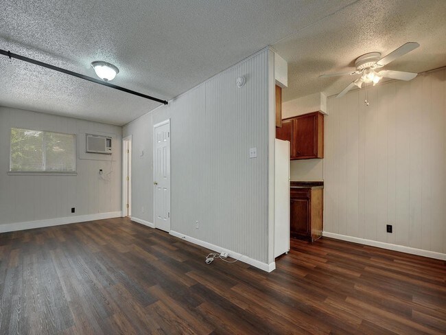 4712 Depew Ave-Unit -104 in Austin, TX - Building Photo - Building Photo