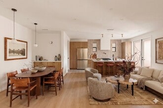 17852 Saticoy St in Los Angeles, CA - Building Photo - Building Photo