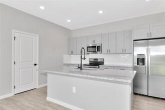 12386 Cades Bay Cir in Lakewood Ranch, FL - Building Photo - Building Photo