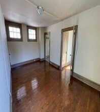 147 Church St in Lancaster, PA - Building Photo - Interior Photo