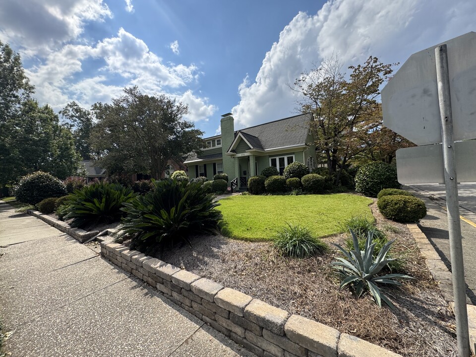 131 Woodrow St in Columbia, SC - Building Photo