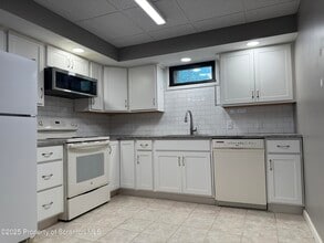 801 PA-307 in Moscow, PA - Building Photo - Building Photo
