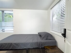 2469 SW 15th St in Miami, FL - Building Photo - Building Photo