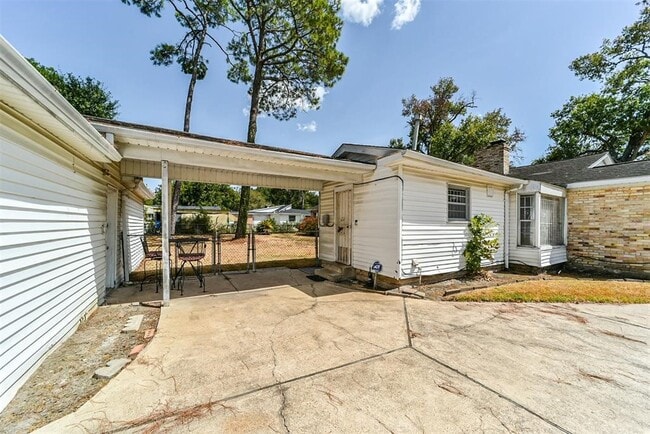 property at 3423 Ozark St