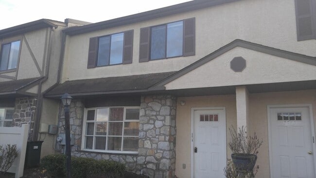 property at 2047 Jason Dr