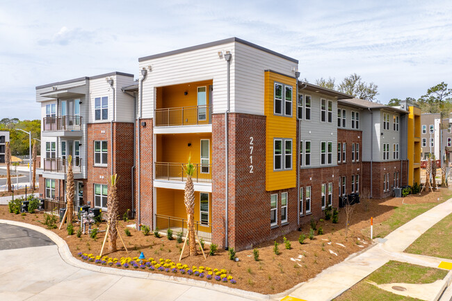 Gardens at South City in Tallahassee, FL - Foto de edificio - Primary Photo