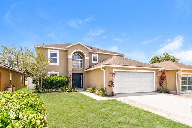 561 Brown Bear Way in St. Cloud, FL - Foto de edificio - Building Photo