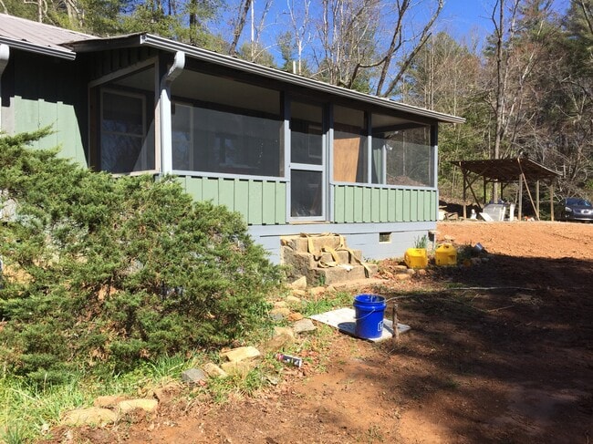 property at 3837 Old Hendersonville Highway