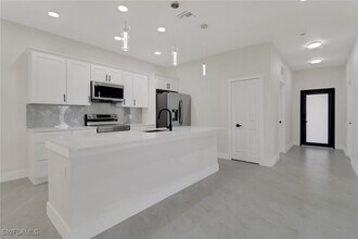 4501-4503 15th St SW in Lehigh Acres, FL - Building Photo - Building Photo