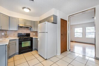 553 Ocean Ave in Jersey City, NJ - Building Photo - Building Photo