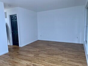 1 Robindale Dr in Emmitsburg, MD - Building Photo - Building Photo