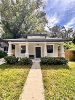 8003 N Alaska St, Unit 2 in Tampa, FL - Building Photo