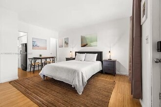 618 NE 8th Ave in Fort Lauderdale, FL - Building Photo - Building Photo