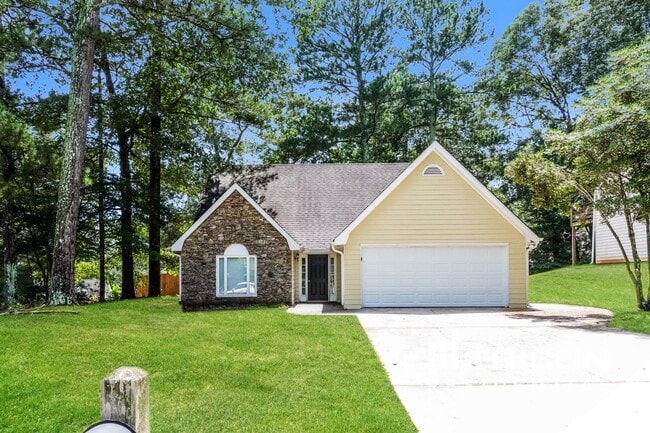 property at 1199 Austin Ct NE