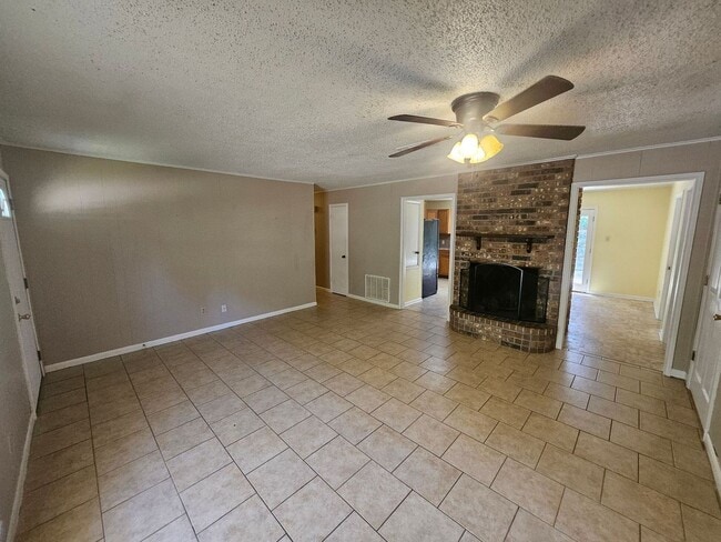 110 Kimberly Dr in Leesville, LA - Building Photo - Building Photo