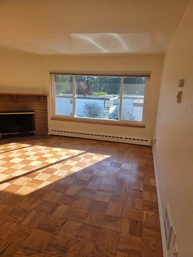 3217 NW Market St in Seattle, WA - Building Photo - Building Photo