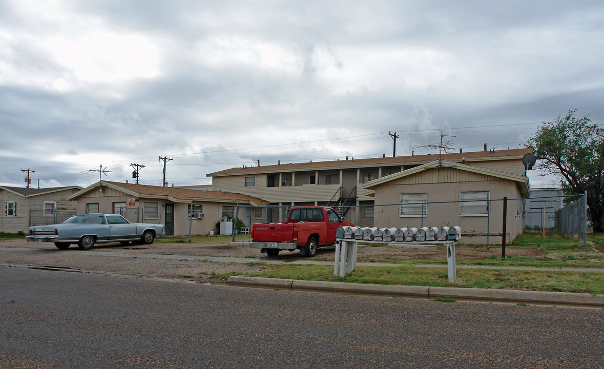 1314 E 17th St in Lubbock, TX - Building Photo