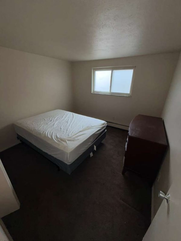 14815-14835 Euclid Ave in East Cleveland, OH - Foto de edificio - Building Photo