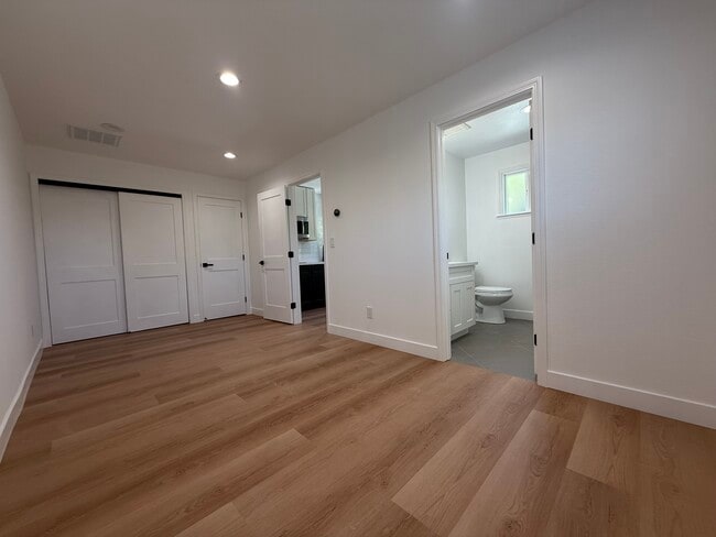 property at 27733 Dickens Ave