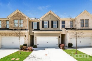 419 Trickum Hill Dr in Lawrenceville, GA - Building Photo