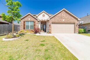 1024 Bird Creek Dr in Little Elm, TX - Building Photo