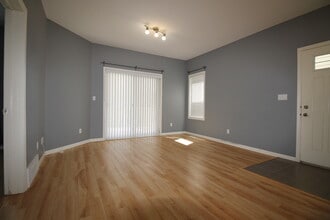 16119-16141 141 St NW in Edmonton, AB - Building Photo - Building Photo