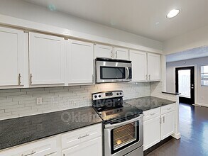 6024 W Hefner Rd in Oklahoma City, OK - Building Photo - Building Photo